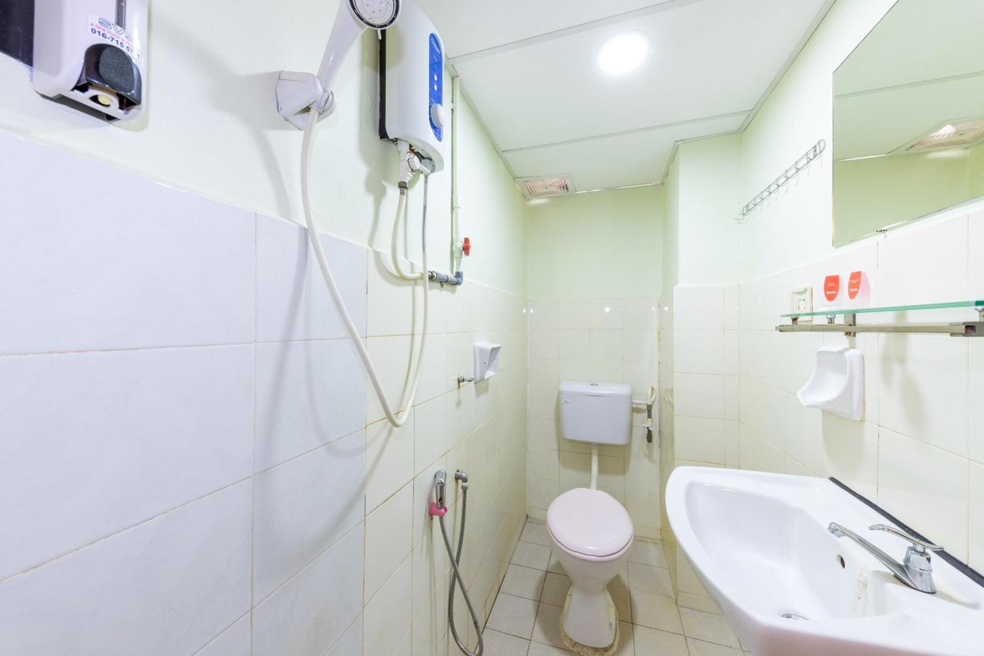 Super Oyo 432 My 7Days Inn Johor Bahru Buitenkant foto